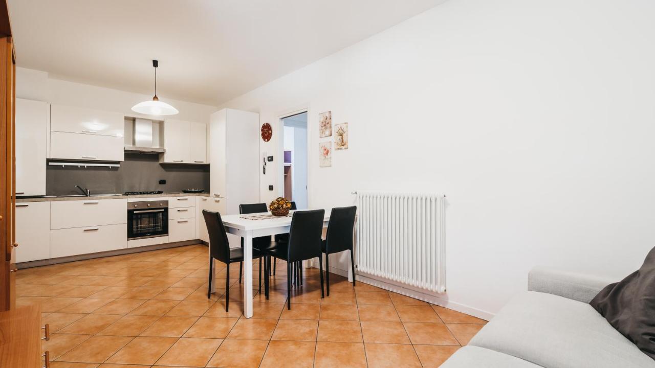 Residence Antico Torchio Dervio Extérieur photo